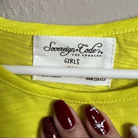 NWT Sovereign Code Neon Yellow Heart T-Shirt - Picture 4 of 6